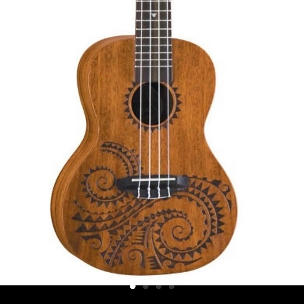 Luna concert Ukulele